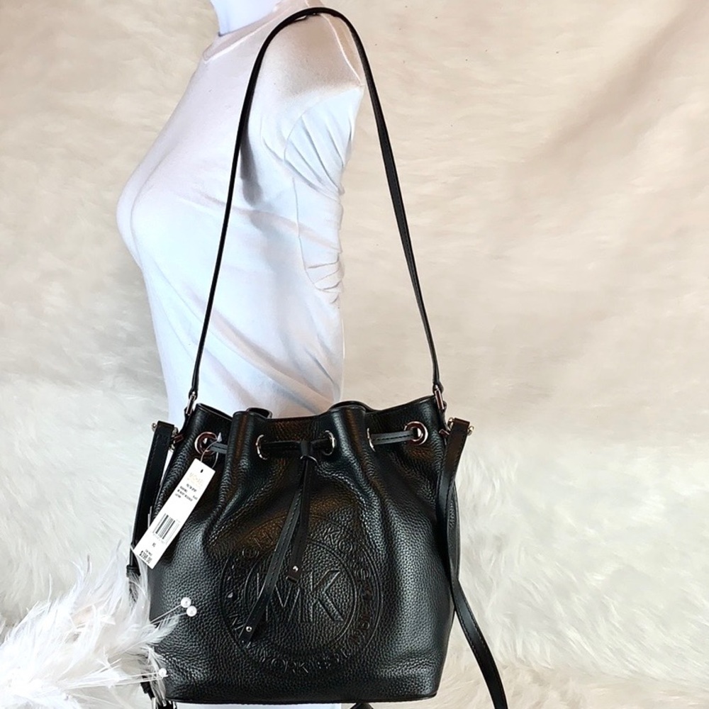 🖤 New MICHAEL KORS 🖤 FULTON SPORT MEDIUM BUCKET - Picture 2 of 9